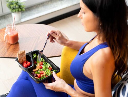 women enjoying meal prep portion control diet plan