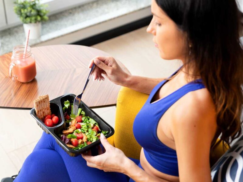 women enjoying meal prep portion control diet plan